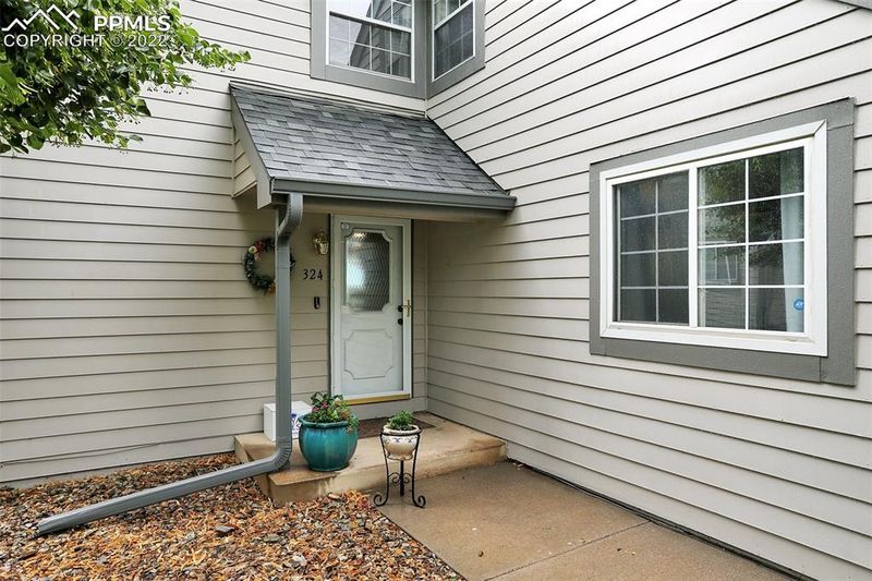 324 Cobblestone Dr, Colorado Springs, CO 80906