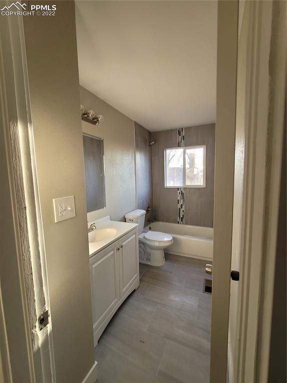324 Poe Pl, Colorado Springs, CO 80910