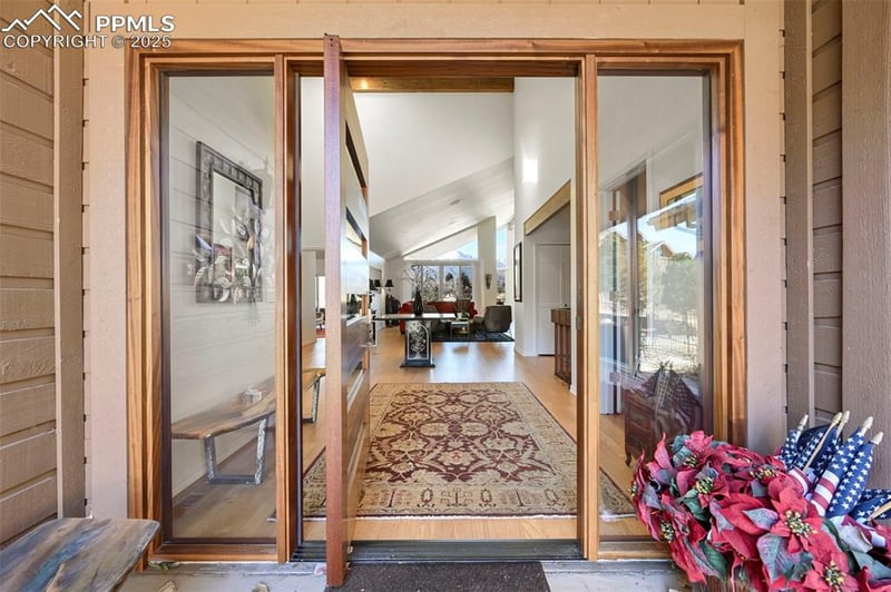 3240 Camels Ridge Ln, Colorado Springs, CO 80904
