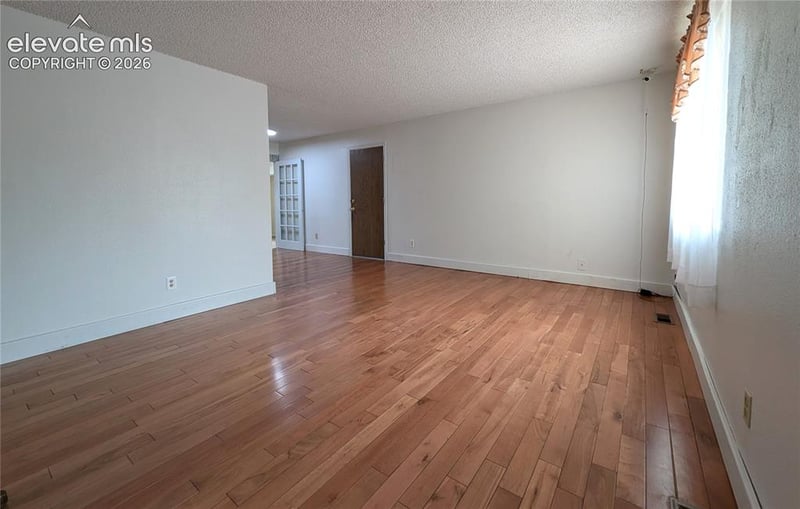 3241 Foxridge Dr, Colorado Springs, CO 80916