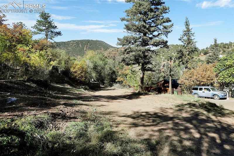 325 Spring St, Manitou Springs, CO 80829