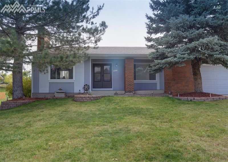 3250 W Breckenridge Dr, Colorado Springs, CO 80906