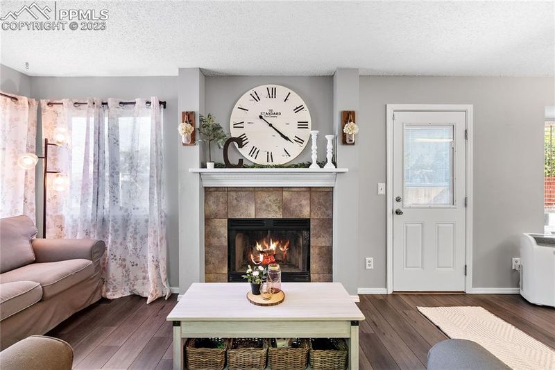 3250 Richmond Dr, Colorado Springs, CO 80922