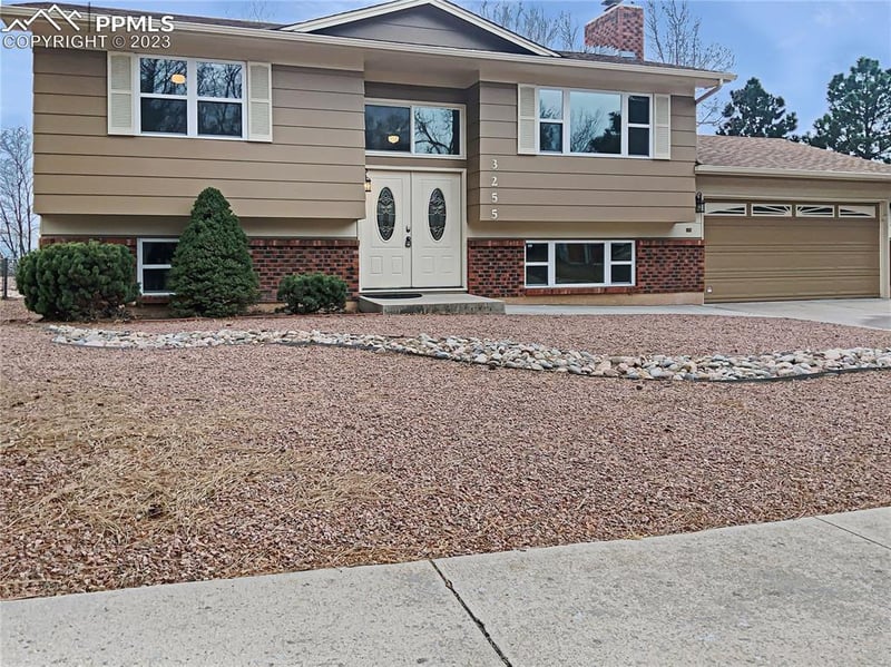 3255 El Canto Dr, Colorado Springs, CO 80918