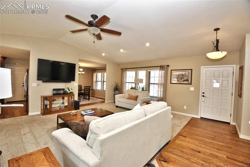 3255 Wesley Ln, Colorado Springs, CO 80917