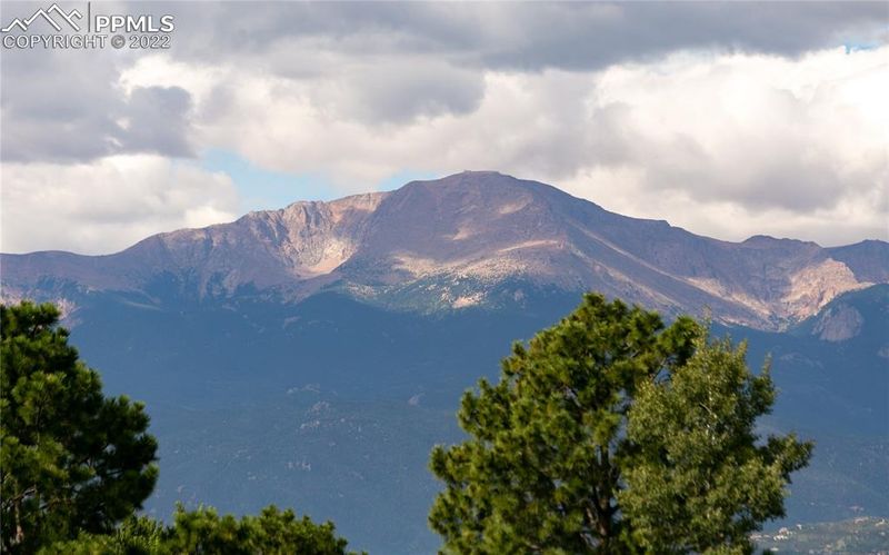 3258 Red Onion Cir, Colorado Springs, CO 80918