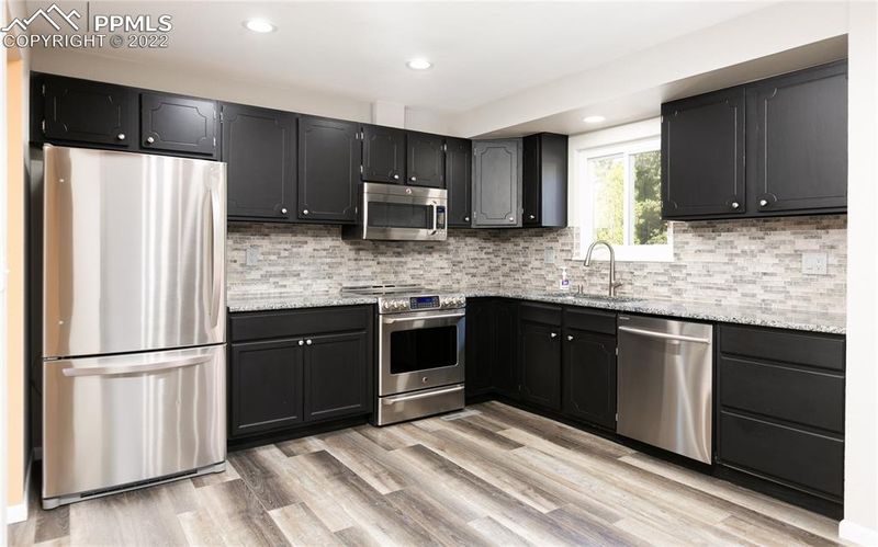 3258 Red Onion Cir, Colorado Springs, CO 80918