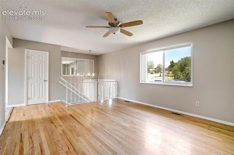 326 Cielo Vista St, Colorado Springs, CO 80911