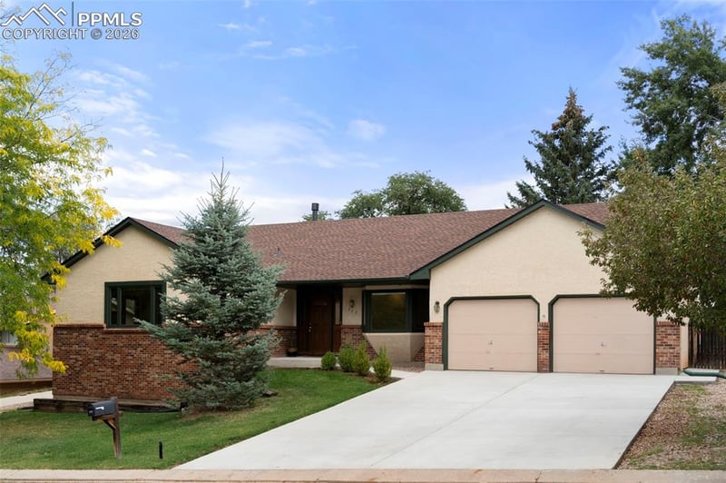 327 Clarksley Rd, Manitou Springs, CO 80829