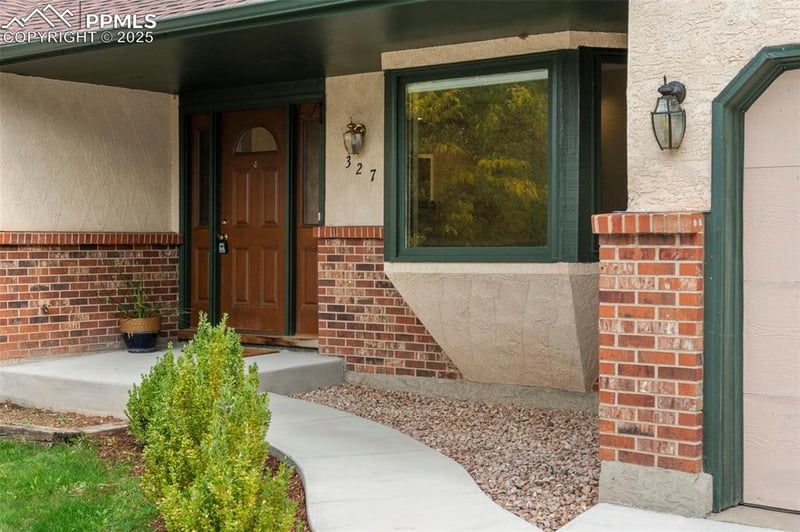 327 Clarksley Rd, Manitou Springs, CO 80829