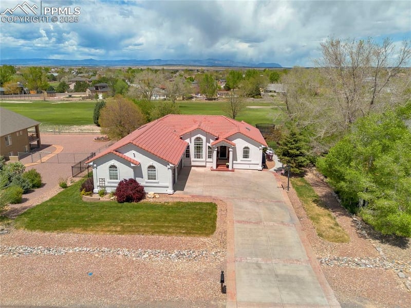 327 W Hahns Peak Ave, Pueblo West, CO 81007