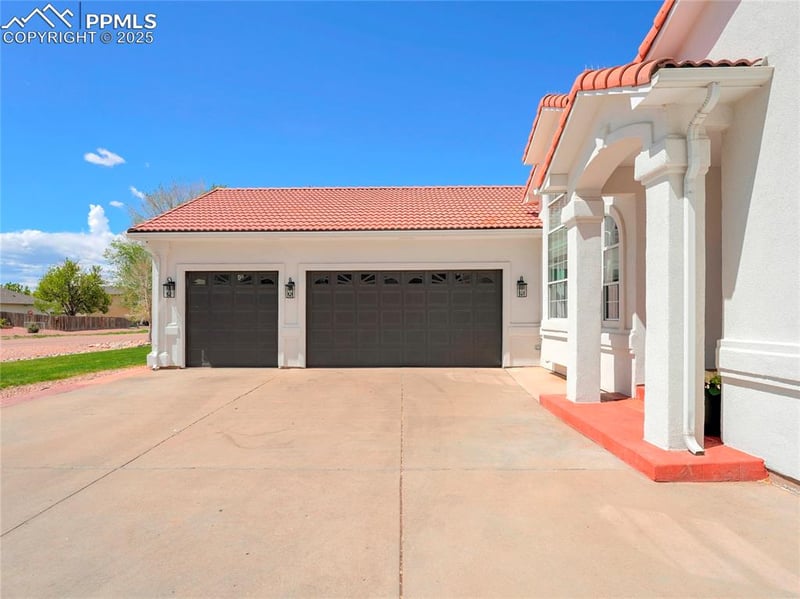 327 W Hahns Peak Ave, Pueblo West, CO 81007