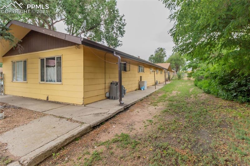 327 May Dr, Colorado Springs, CO 80907