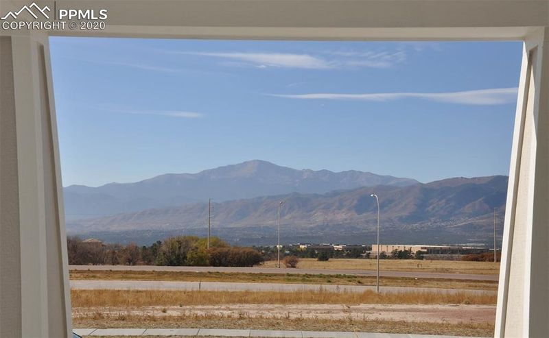 3270 Red Cavern Rd, Colorado Springs, CO 80908