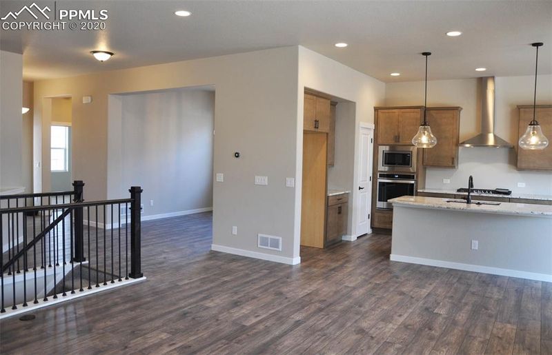 3270 Red Cavern Rd, Colorado Springs, CO 80908