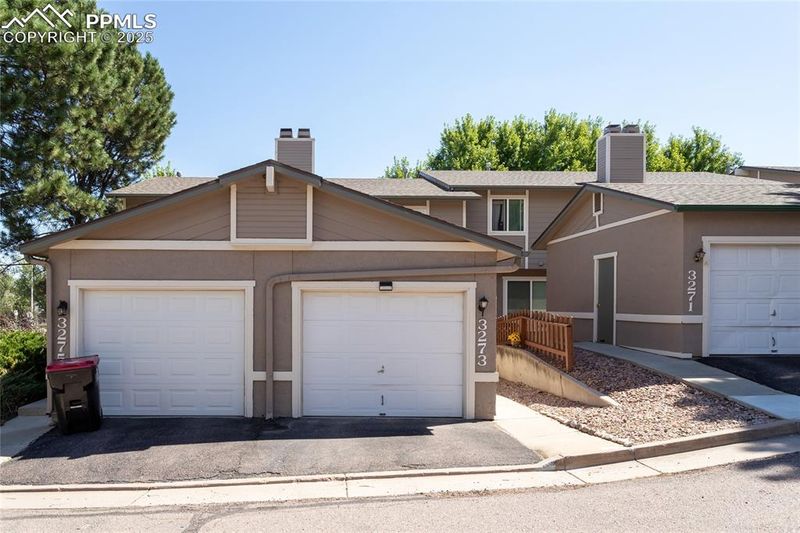3273 Hearthridge Cir, Colorado Springs, CO 80918