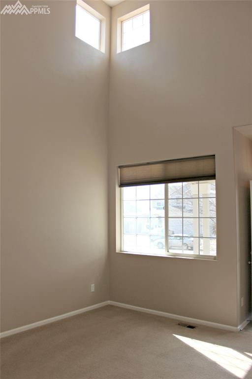 3283 Tail Spin Dr, Colorado Springs, CO 80916