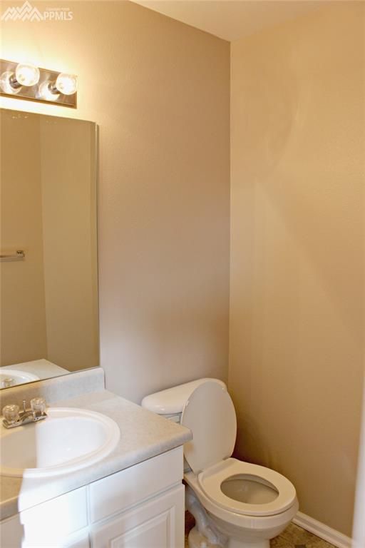 3283 Tail Spin Dr, Colorado Springs, CO 80916