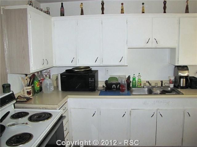 329 Davie Dr, Colorado Springs, CO 80911