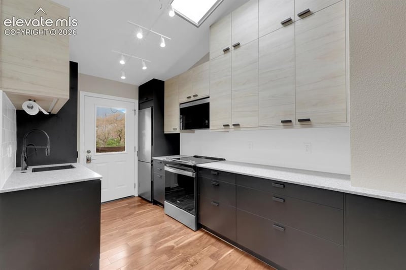 329 El Paso Blvd #C, Manitou Springs, CO 80829