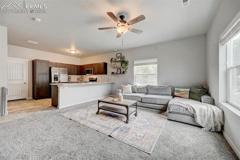 3290 Thunderchief Hts, Colorado Springs, CO 80916