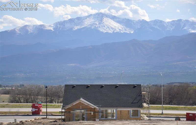 3294 Red Cavern Rd, Colorado Springs, CO 80908
