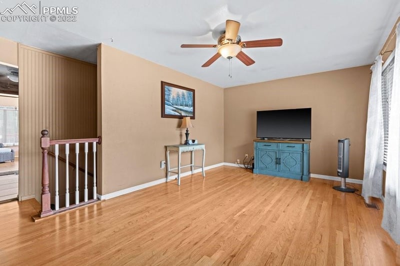 33 Amherst St, Colorado Springs, CO 80911