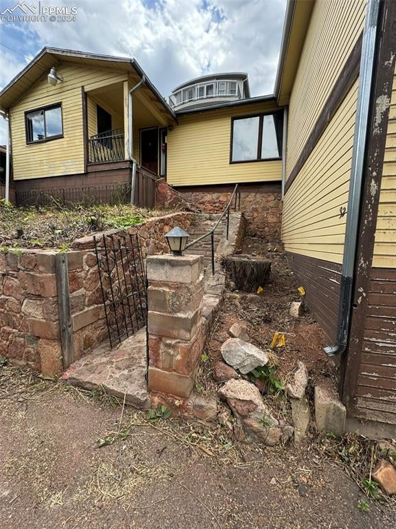 33 Cherokee Rd, Manitou Springs, CO 80829