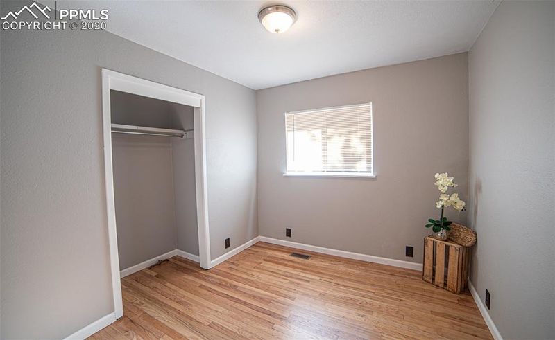 33 Easy St, Colorado Springs, CO 80911