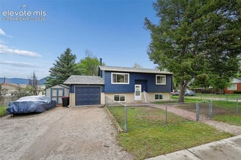 33 Washington St, Monument, CO 80132