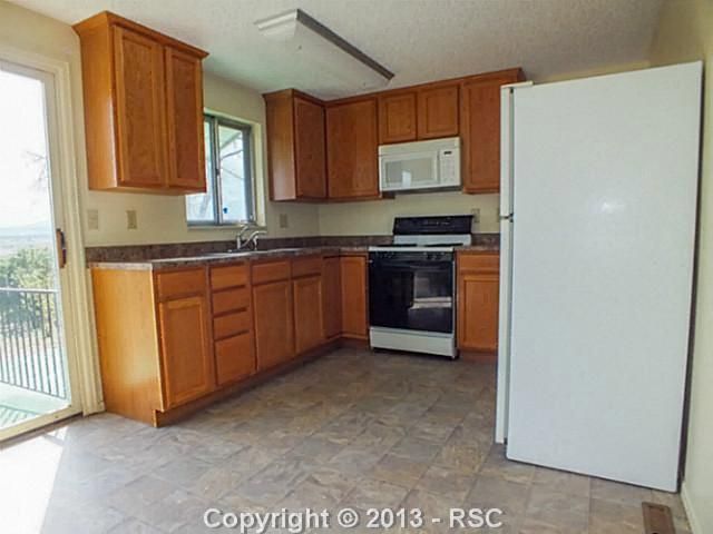 330 Calle Mesa, Fountain, CO 80817