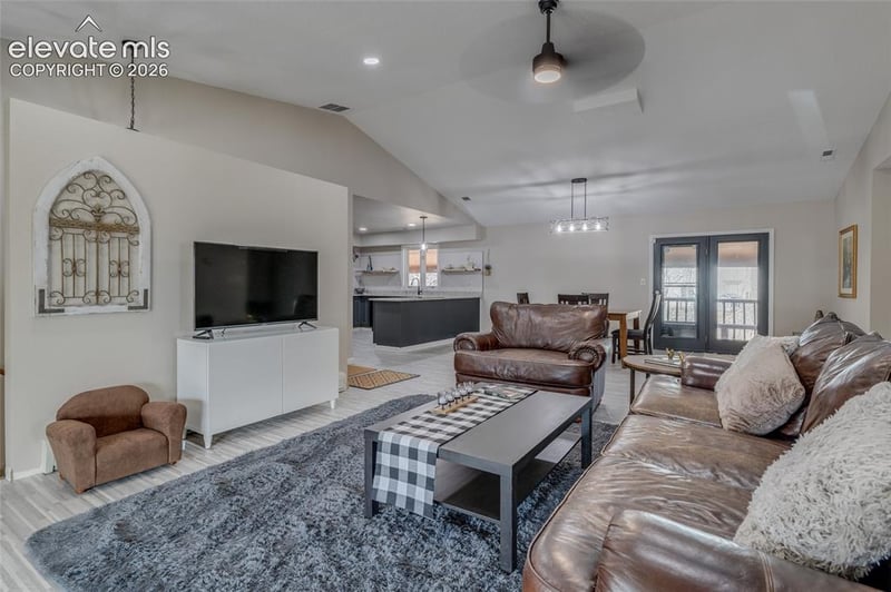 330 Catalina Dr, Colorado Springs, CO 80906