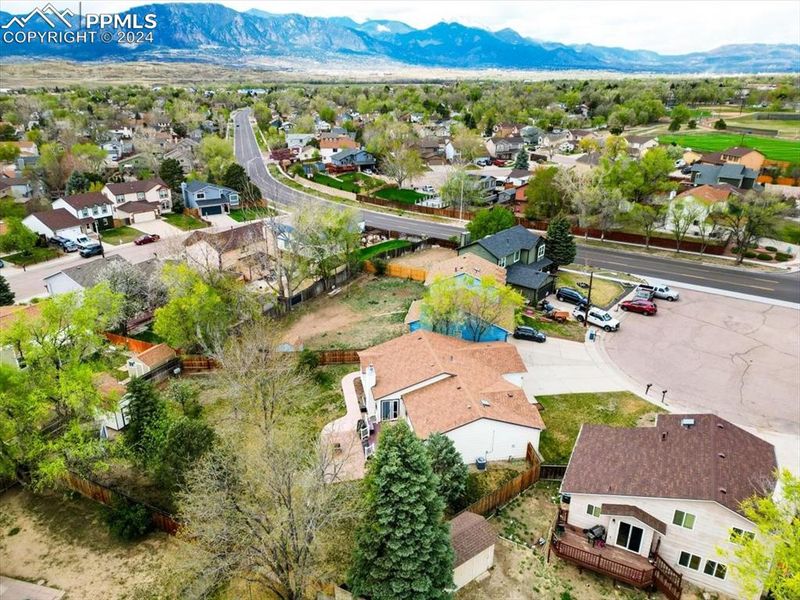 330 Hinks Ct, Colorado Springs, CO 80911