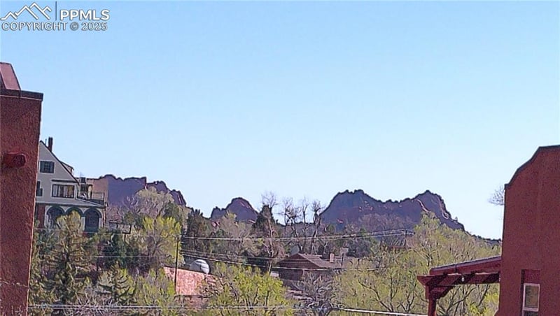 330 Santa Fe Pl #B, Manitou Springs, CO 80829