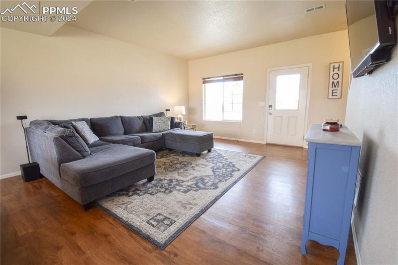 3307 Lions Den Ct, Pueblo, CO 81005
