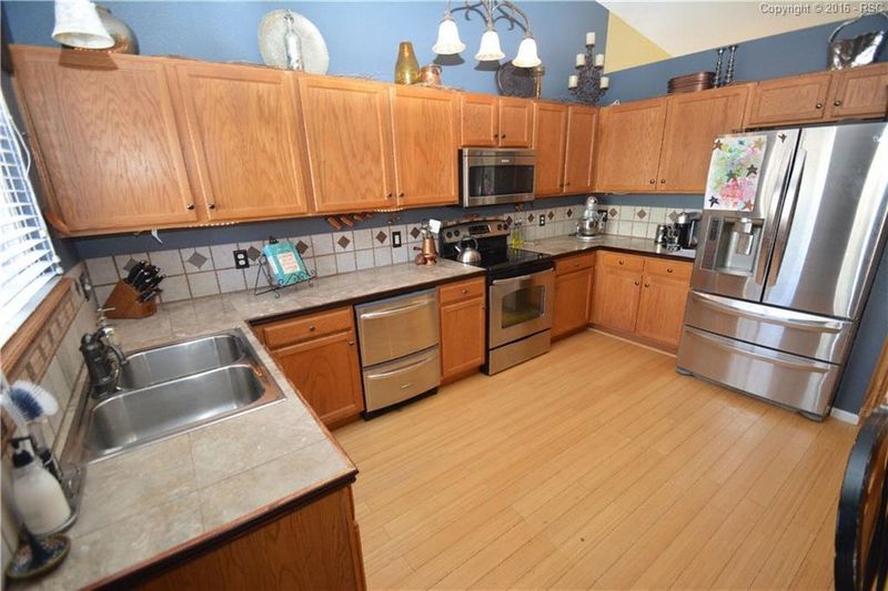 3309 Macgregor Dr, Colorado Springs, CO 80922