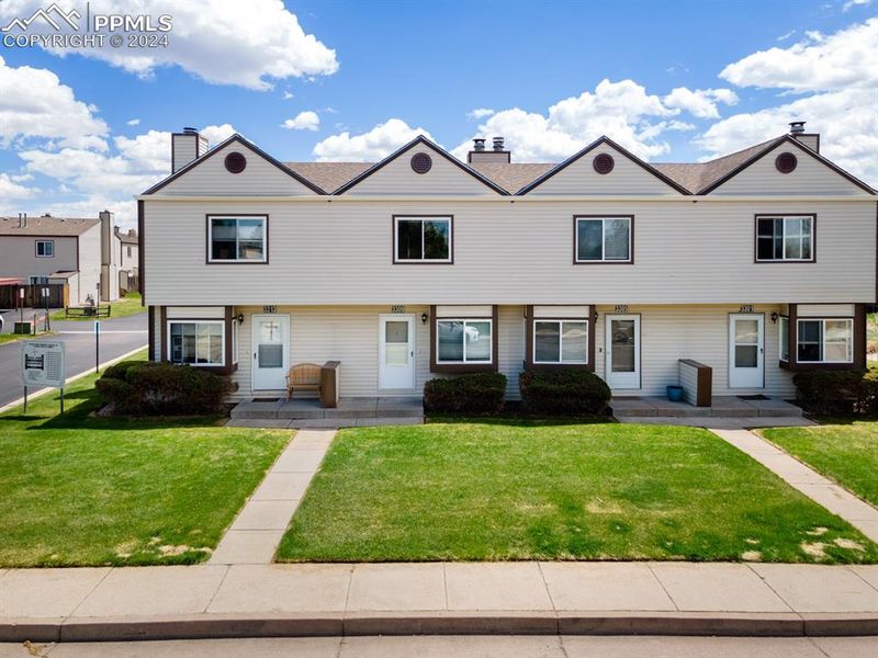 3309 Misty Meadows Dr, Colorado Springs, CO 80920