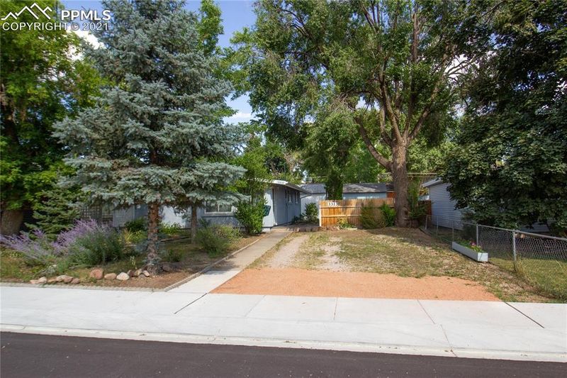 3313 N Arcadia St, Colorado Springs, CO 80907