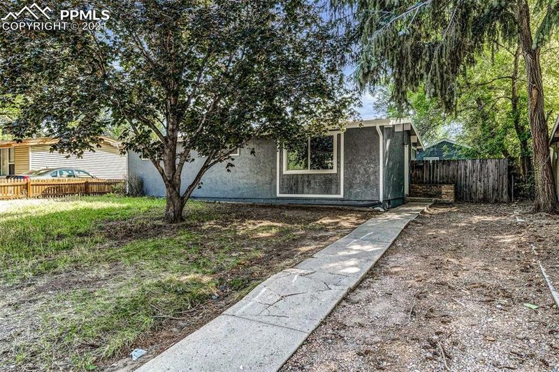 3313 Pennsylvania Ave, Colorado Springs, CO 80907