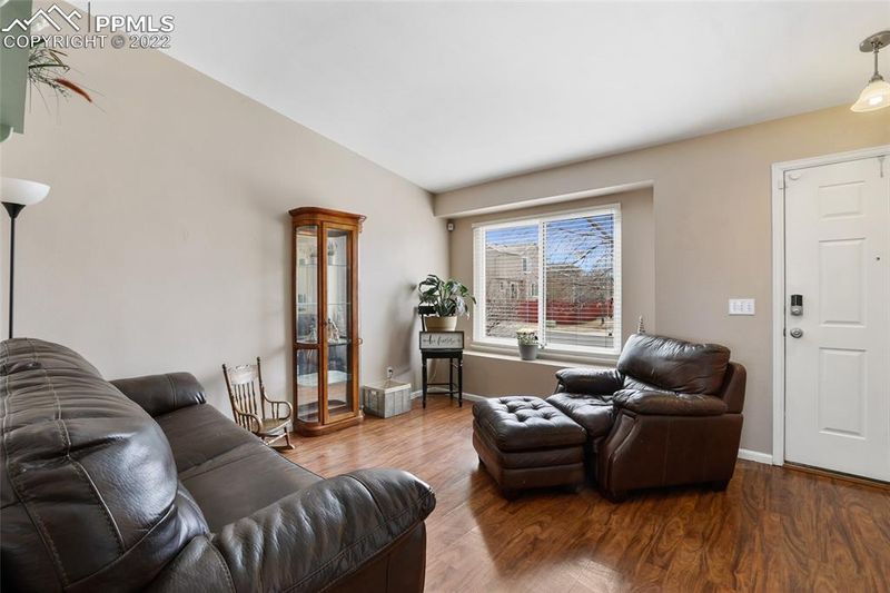 3315 Macgregor Dr, Colorado Springs, CO 80922