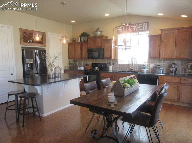 3319 Lions Den Ct, Pueblo, CO 81005