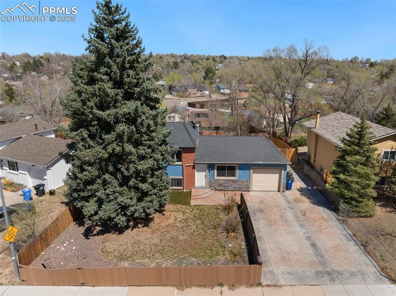 332 Longfellow Dr, Colorado Springs, CO 80910