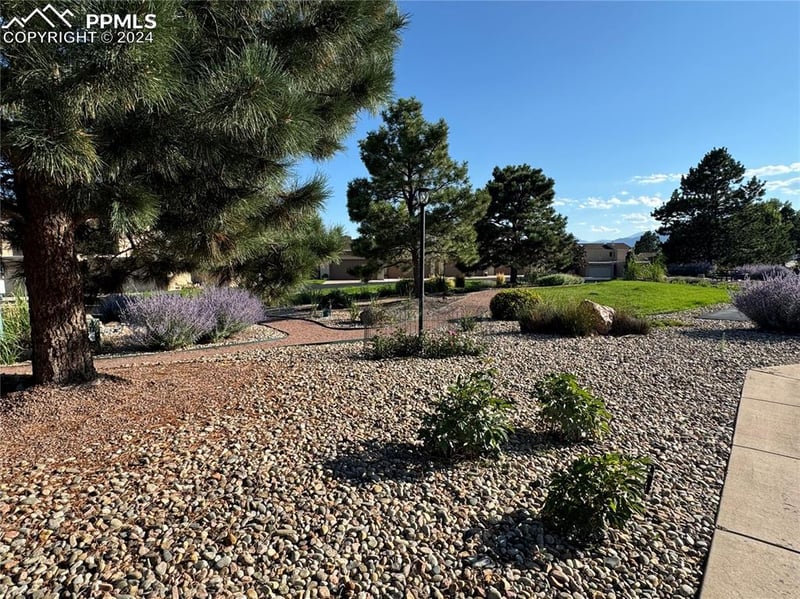 332 Mission Hill Way, Colorado Springs, CO 80921