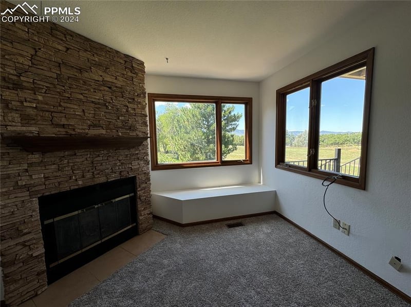 332 Mission Hill Way, Colorado Springs, CO 80921