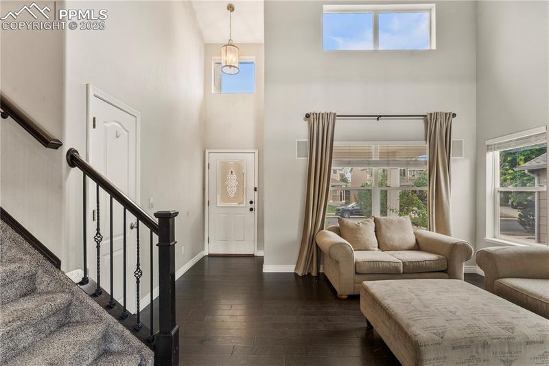 3320 Tail Spin Dr, Colorado Springs, CO 80916