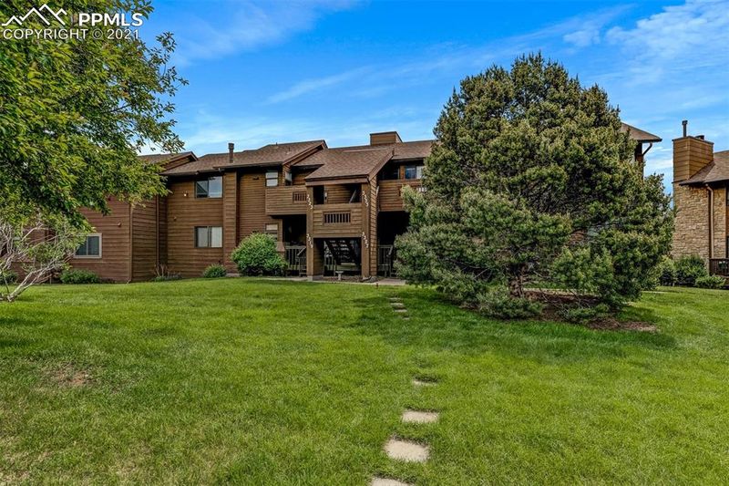 3327 Capstan Way, Colorado Springs, CO 80906