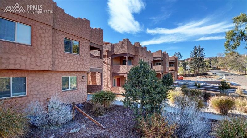 3327 W Kiowa Ave, Colorado Springs, CO 80904