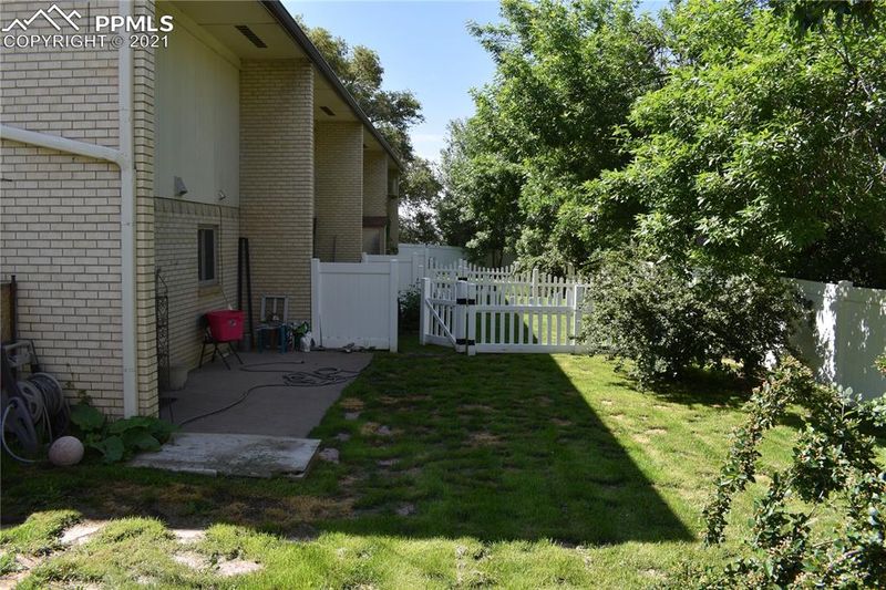3330 Glenarm Rd, Colorado Springs, CO 80911
