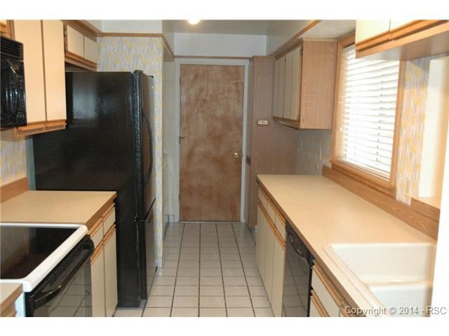 3330 Templeton Gap Rd #48, Colorado Springs, CO 80907