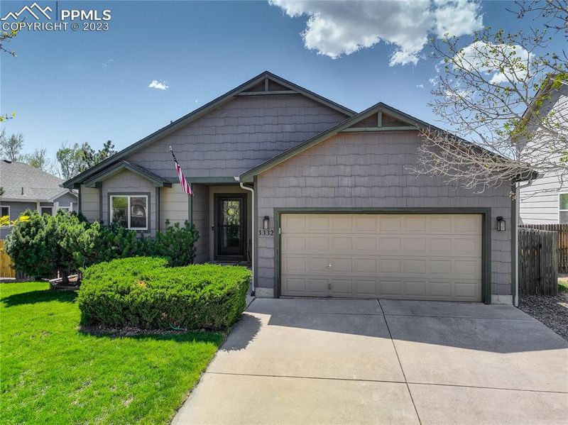 3332 Tail Spin Dr, Colorado Springs, CO 80916
